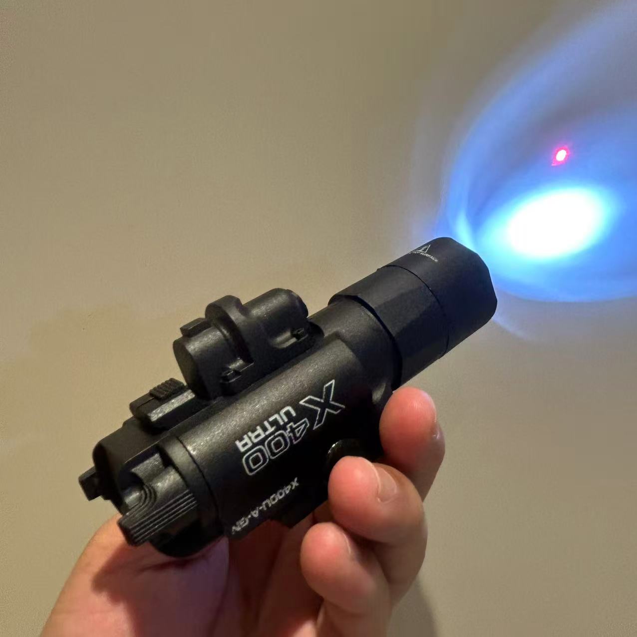 Latarka taktyczna na podczerwi – Industrial Laser Gun recenzja i cena